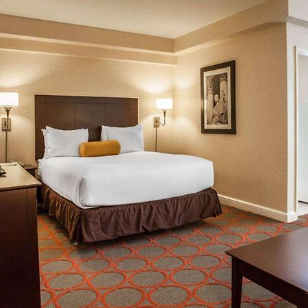 The Virginian Suites, Ascend Hotel Collection Arlington Dış mekan fotoğraf