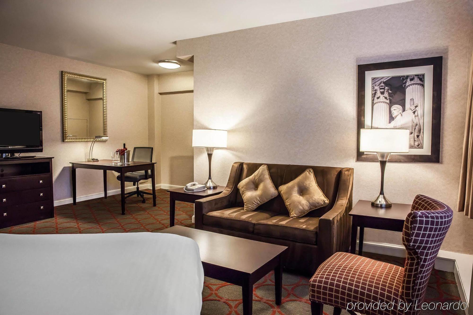 The Virginian Suites, Ascend Hotel Collection Arlington Dış mekan fotoğraf