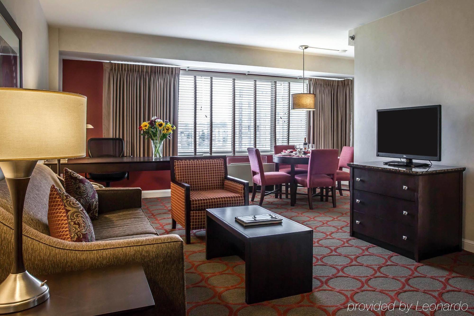 The Virginian Suites, Ascend Hotel Collection Arlington Dış mekan fotoğraf