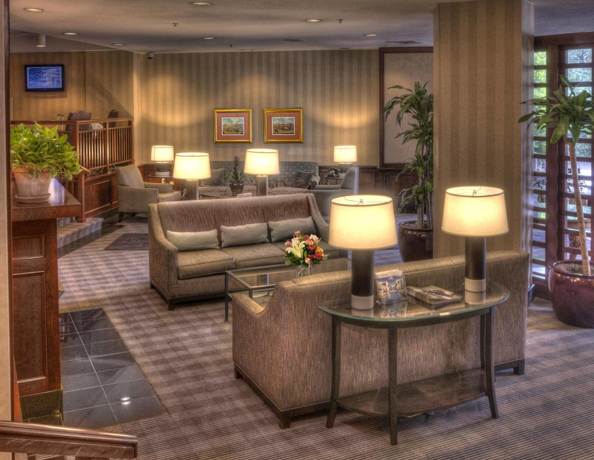 The Virginian Suites, Ascend Hotel Collection Arlington Dış mekan fotoğraf