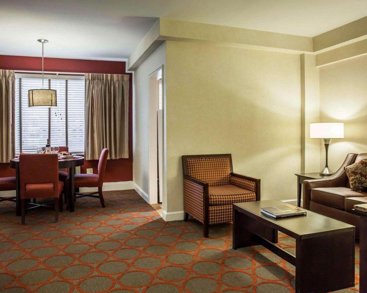 The Virginian Suites, Ascend Hotel Collection Arlington Dış mekan fotoğraf